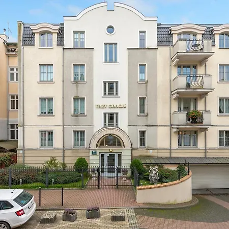 Portofino - Family In Center With Parking By Lion Apartament